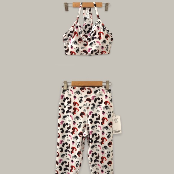 🏃🏽♀️Ivory Racerback Activewear Set Multicolor Animal Print SAGE COLLECTIVE - Picture 1 of 16